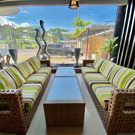 Sun Royal Hotel Kuta  Exterior photo
